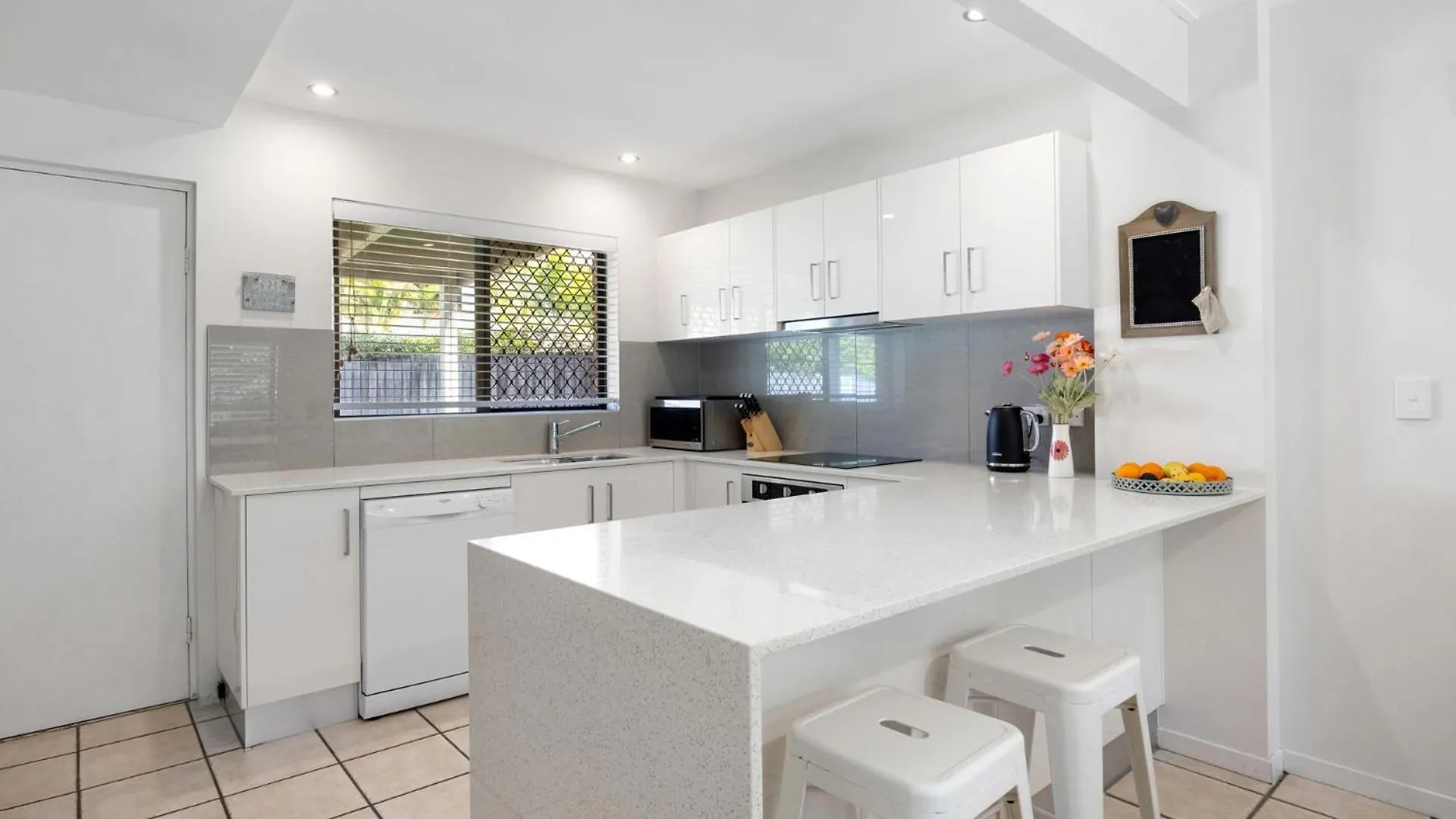 Unit 7 21-23 Munna Crescent Noosaville Qld 4566 Australia